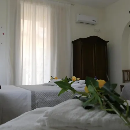 Dimora Cirillo Alojamento de Acomodação e Pequeno-almoço