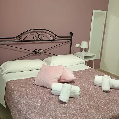 Dimora Cirillo Oda ve Kahvaltı Napoli