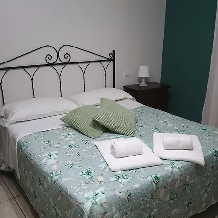 Dimora Cirillo Oda ve Kahvaltı 4*