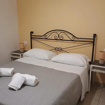 Dimora Cirillo Oda ve Kahvaltı Napoli