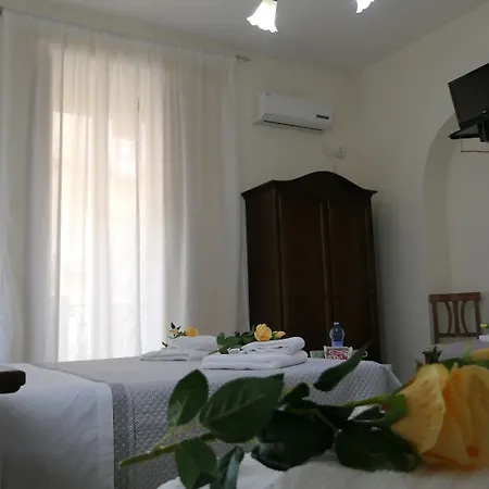 Dimora Cirillo Bed & Breakfast 3*