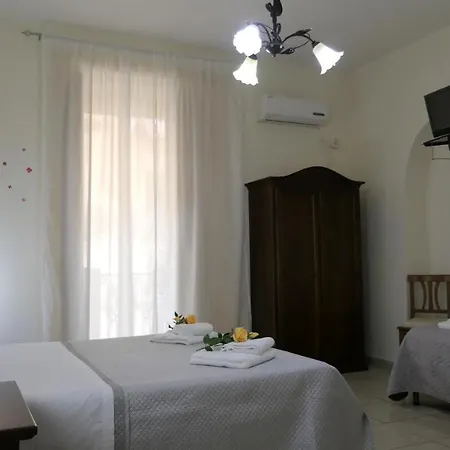 Dimora Cirillo Couette-café Naples