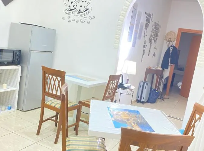 Dimora Cirillo Bed and Breakfast 4*